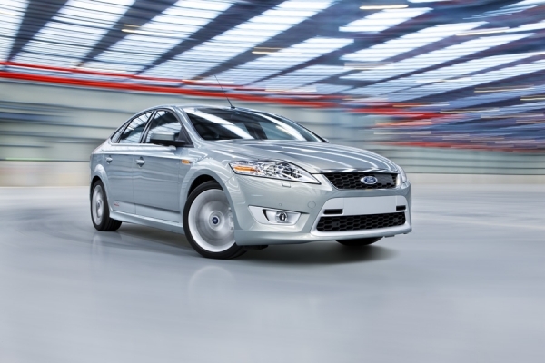 Photograph Rikki Paul Bunder Xr5 Mondeo on One Eyeland